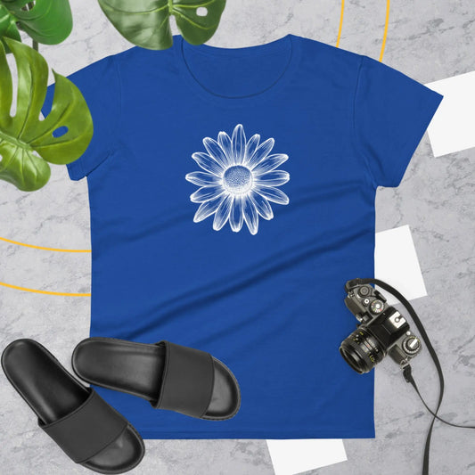 Daisy Dreams Women's Fashion Fit t-shirt by BC Ink Works - BC Ink Works